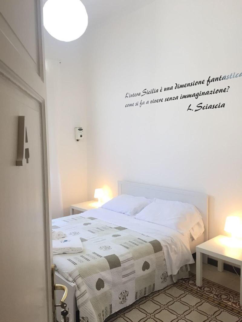 Hotel Liolà Palerme Extérieur photo